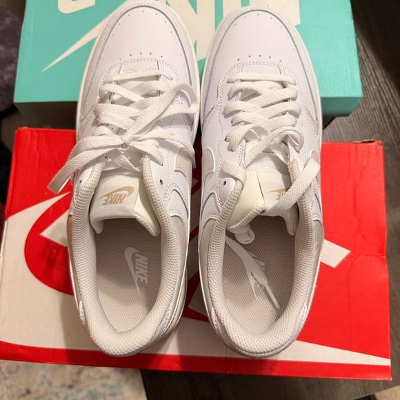 Nike Gamma Force Women’s Sneakers Size 10.5 Mens 9 - Picture 4 of 6